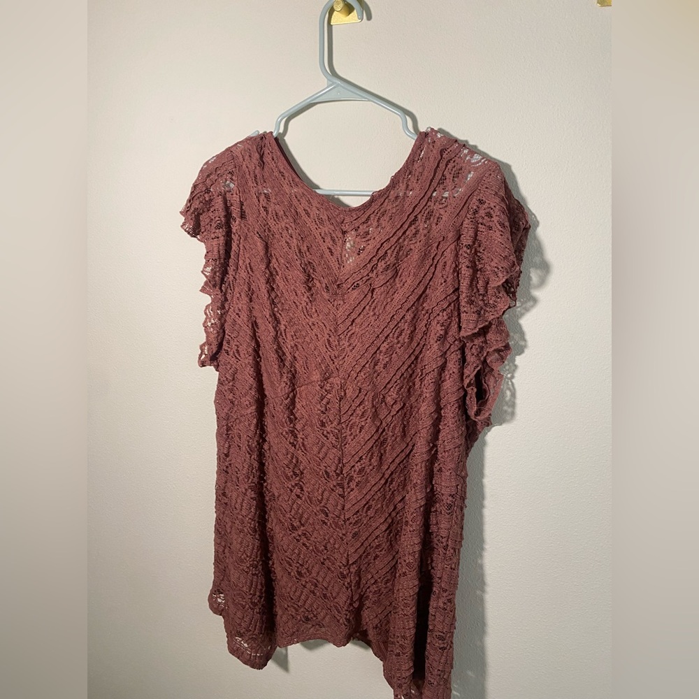 Lace wild ginger lace top. With attached undershirt. Worn once.